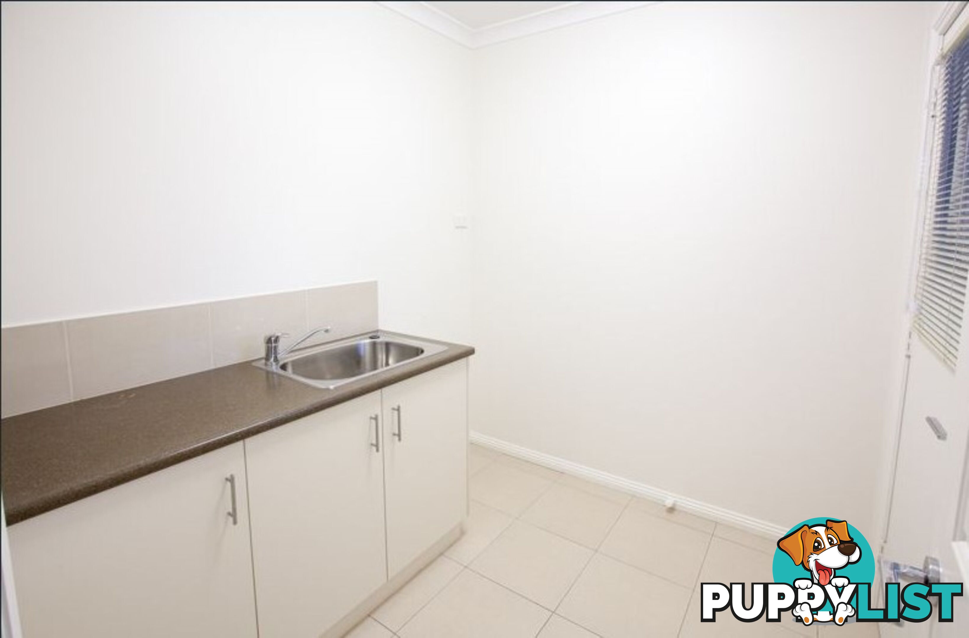 5 585 Livermore Street LAVINGTON NSW 2641