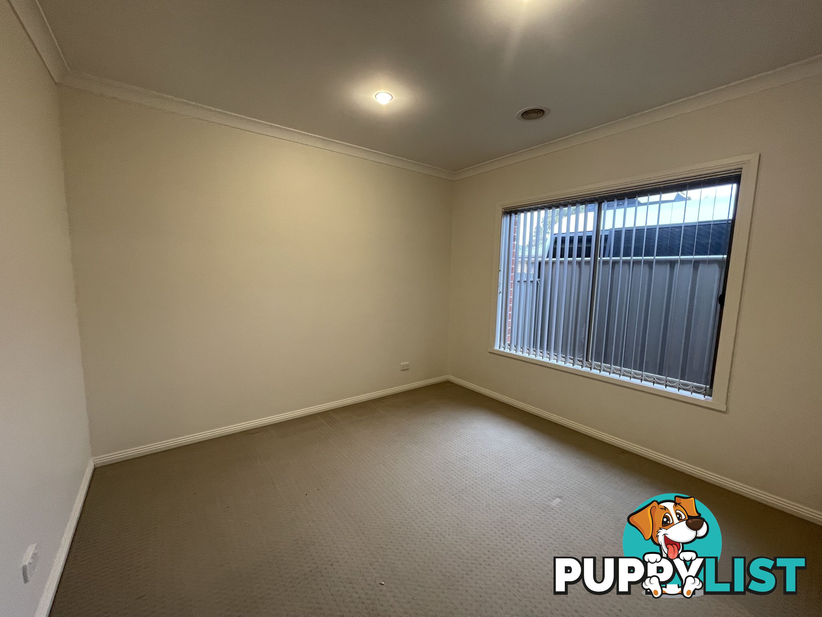 5 585 Livermore Street LAVINGTON NSW 2641