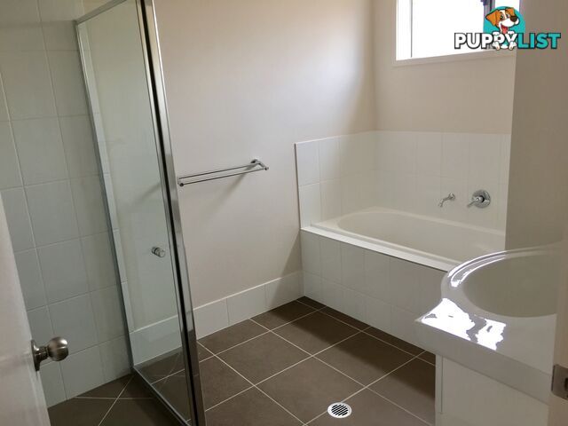 37 Royce Crescent LAVINGTON NSW 2641