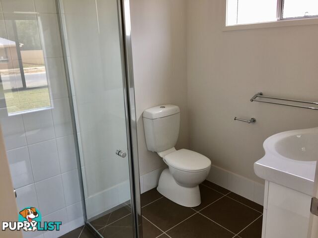37 Royce Crescent LAVINGTON NSW 2641