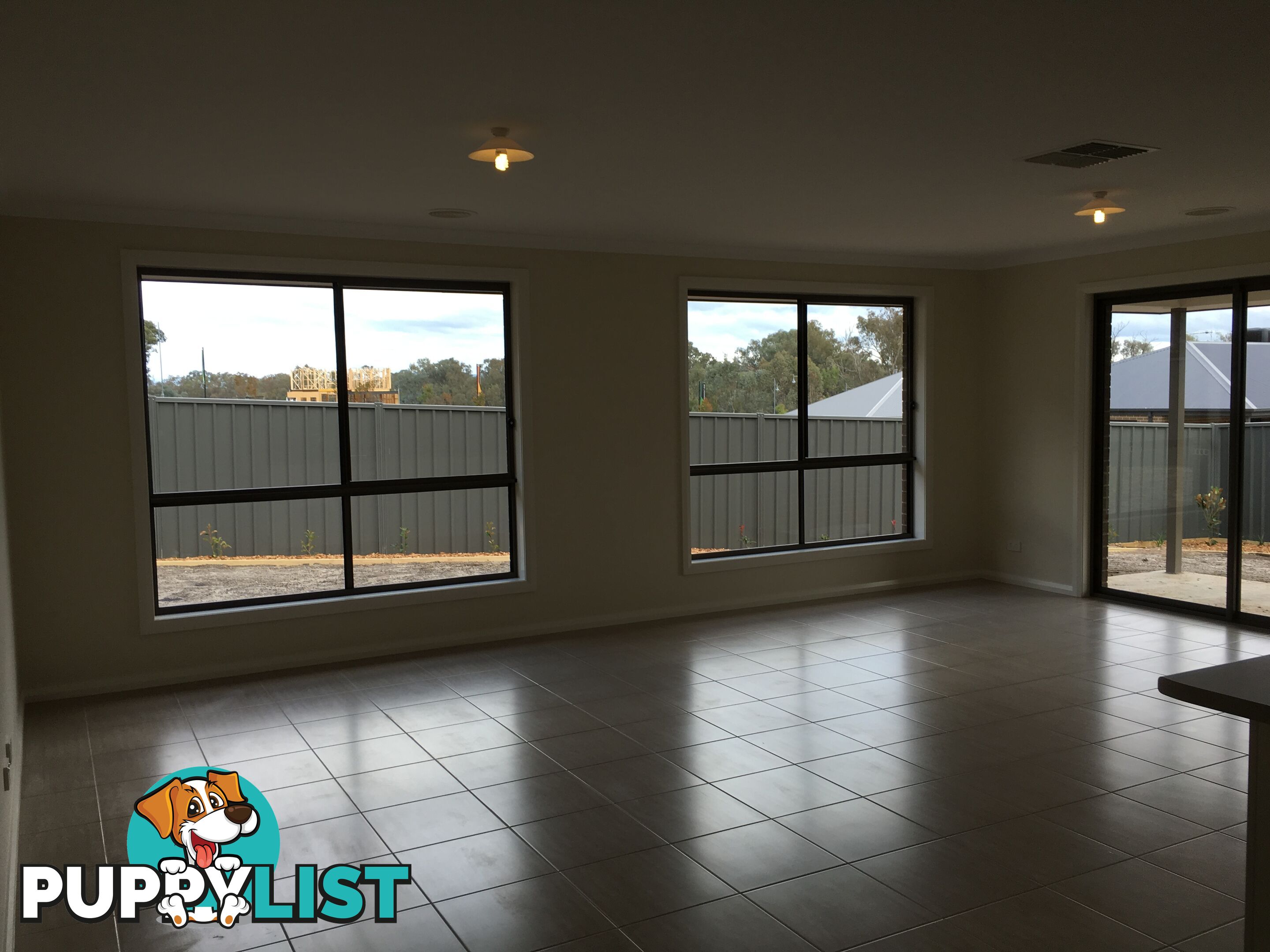 28 Weissel Court THURGOONA NSW 2640