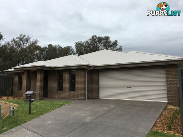 28 Weissel Court THURGOONA NSW 2640