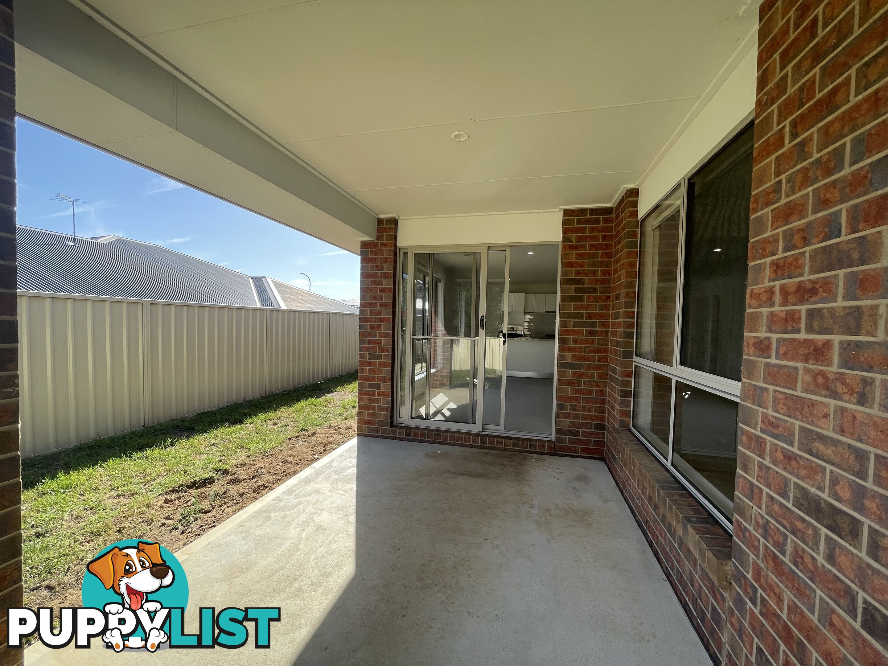 16 Royce Crescent LAVINGTON NSW 2641