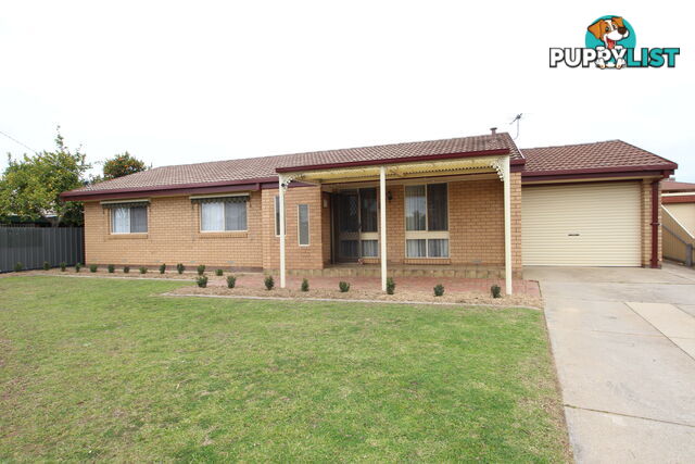 40 Highland Crescent WEST WODONGA VIC 3690