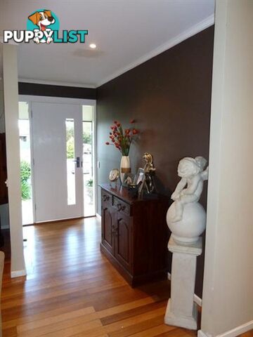 8 Arunta Place SPRINGDALE HEIGHTS NSW 2641