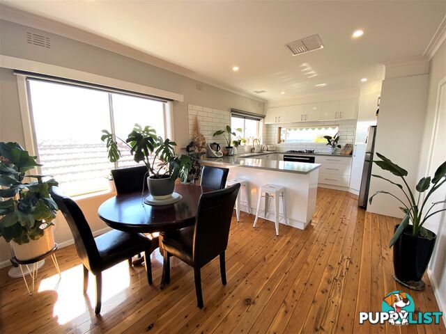 594 Whinray Crescent EAST ALBURY NSW 2640