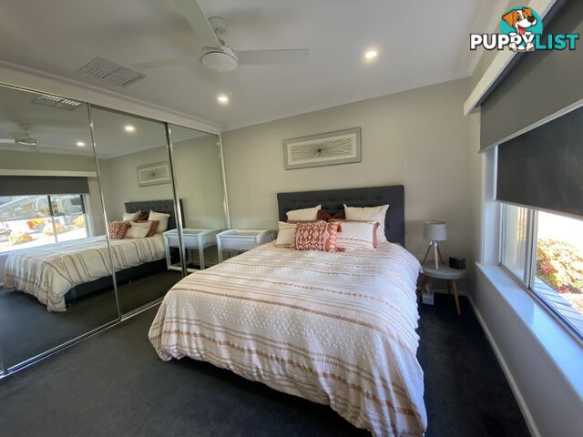594 Whinray Crescent EAST ALBURY NSW 2640