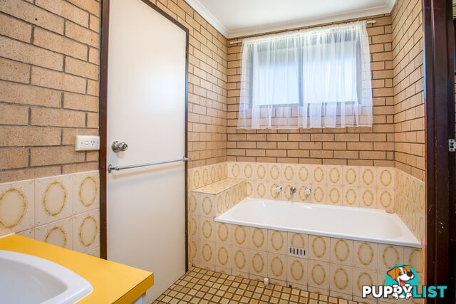 9 607 Prune Street LAVINGTON NSW 2641