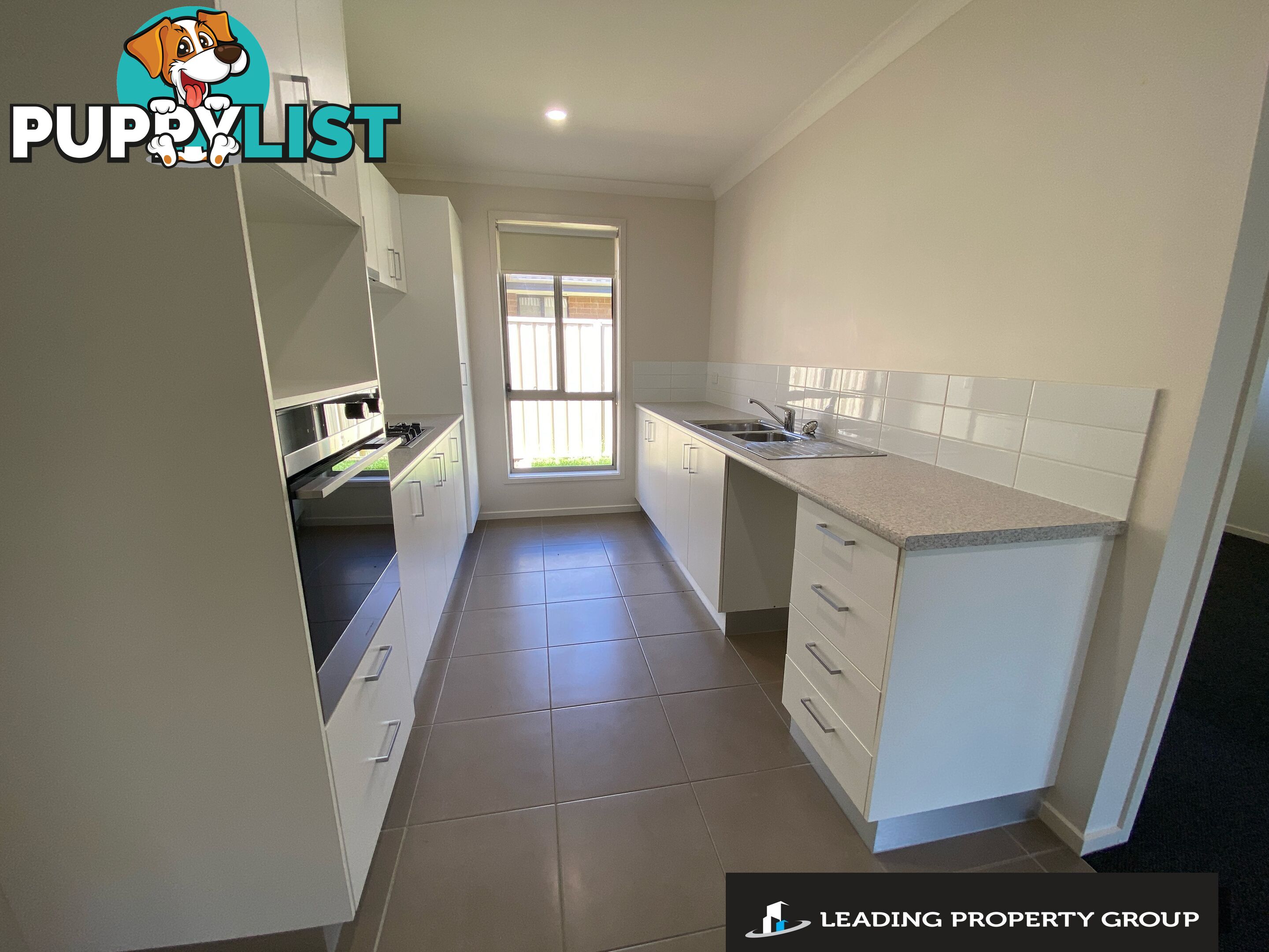 2a Royce Crescent LAVINGTON NSW 2641