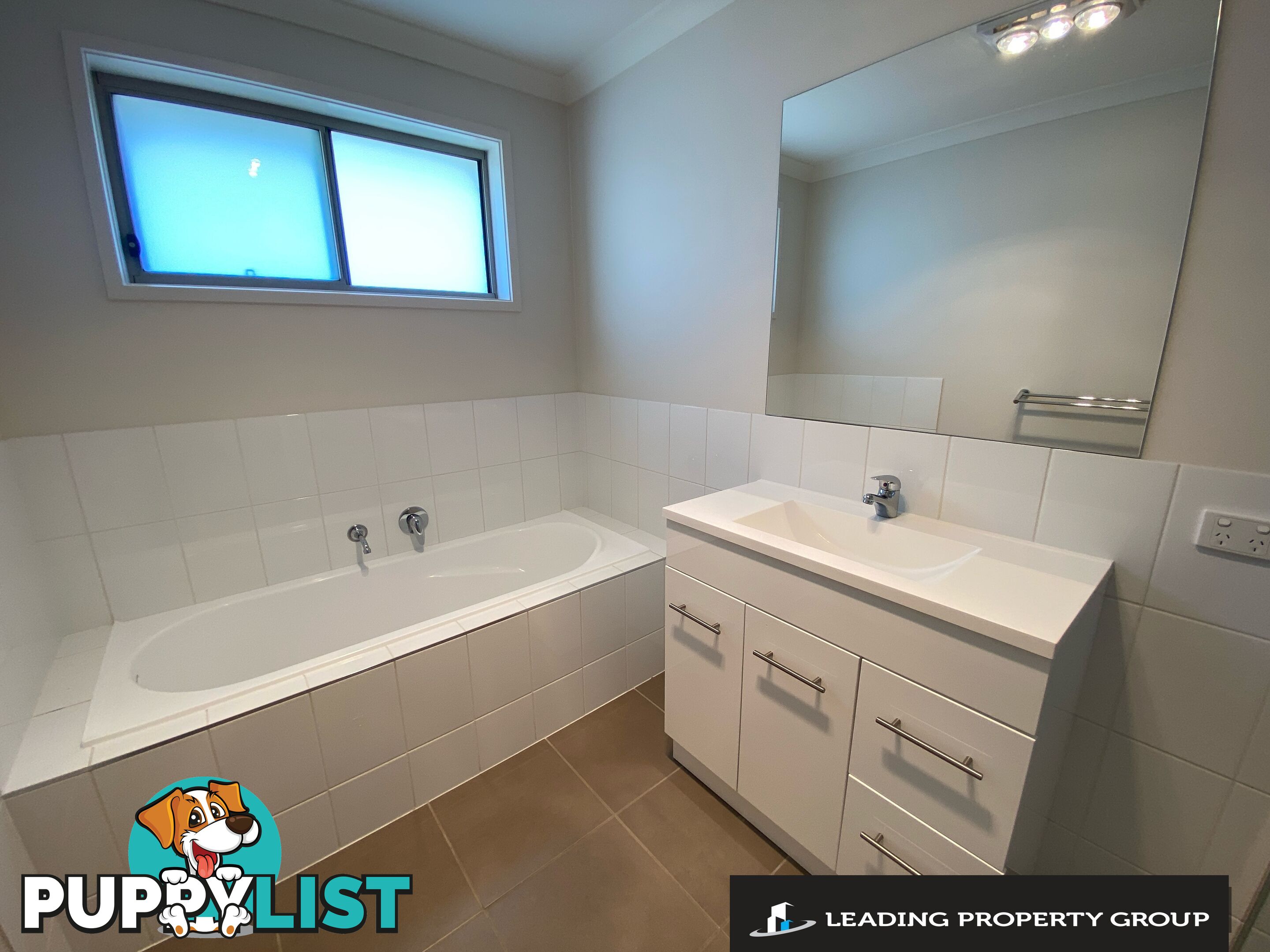 2a Royce Crescent LAVINGTON NSW 2641