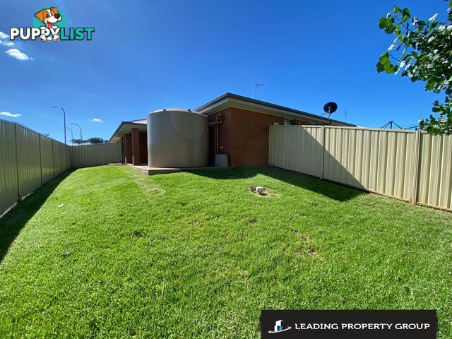 2a Royce Crescent LAVINGTON NSW 2641