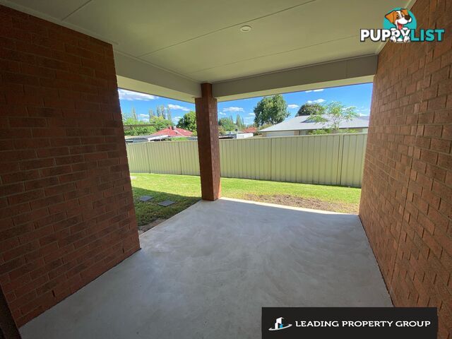 2a Royce Crescent LAVINGTON NSW 2641