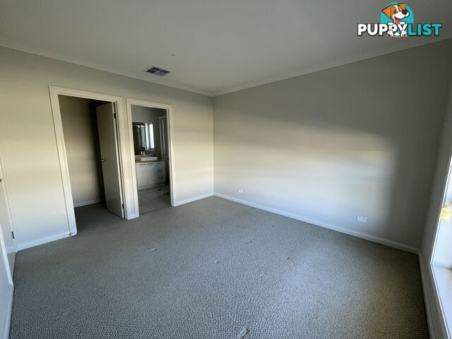 24 Glenwood Boulevard BARANDUDA VIC 3691