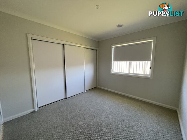24 Glenwood Boulevard BARANDUDA VIC 3691