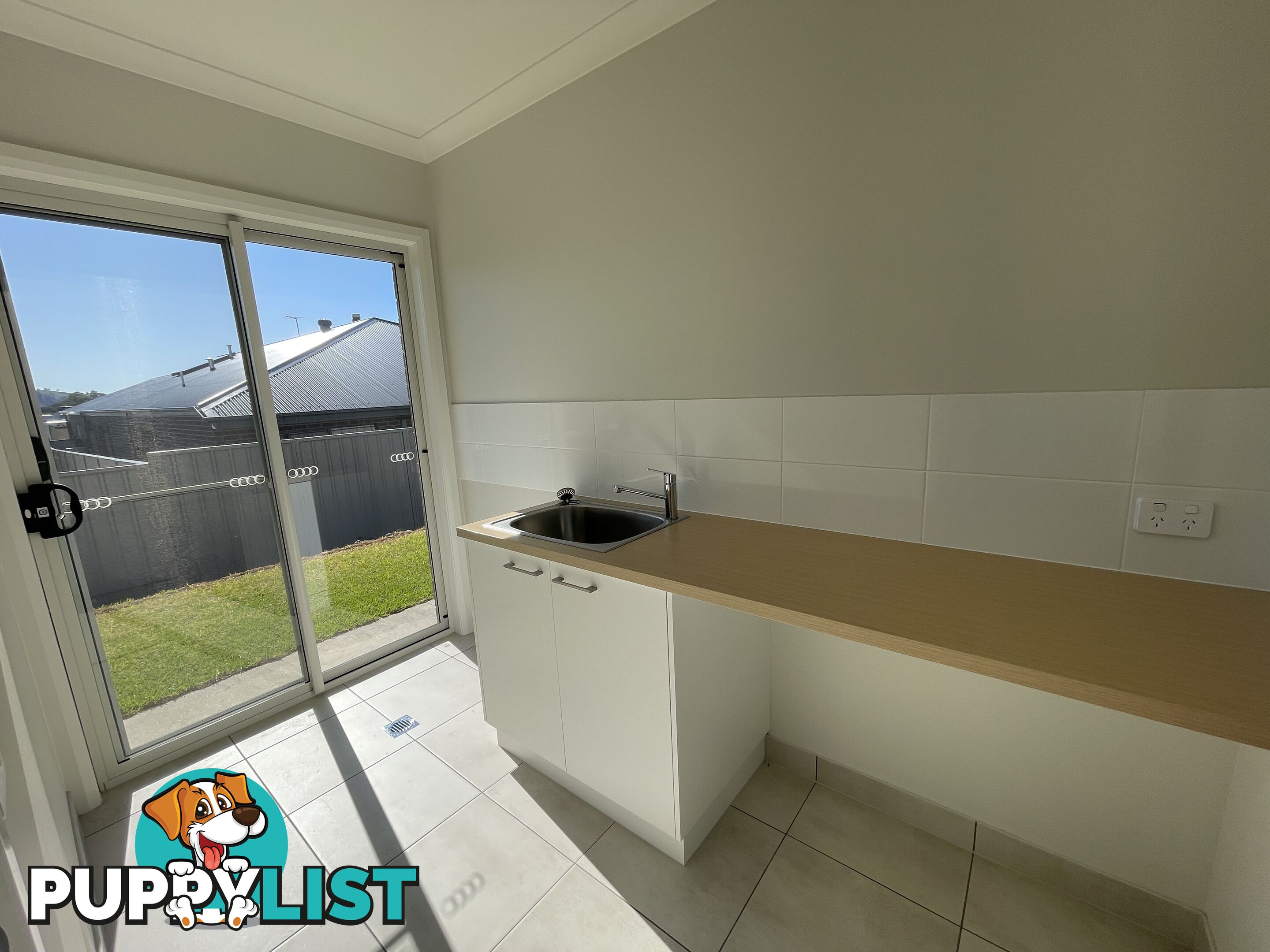 24 Glenwood Boulevard BARANDUDA VIC 3691
