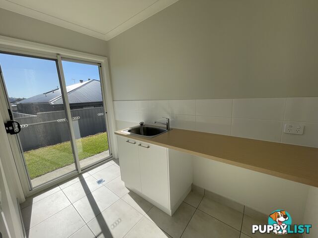 24 Glenwood Boulevard BARANDUDA VIC 3691