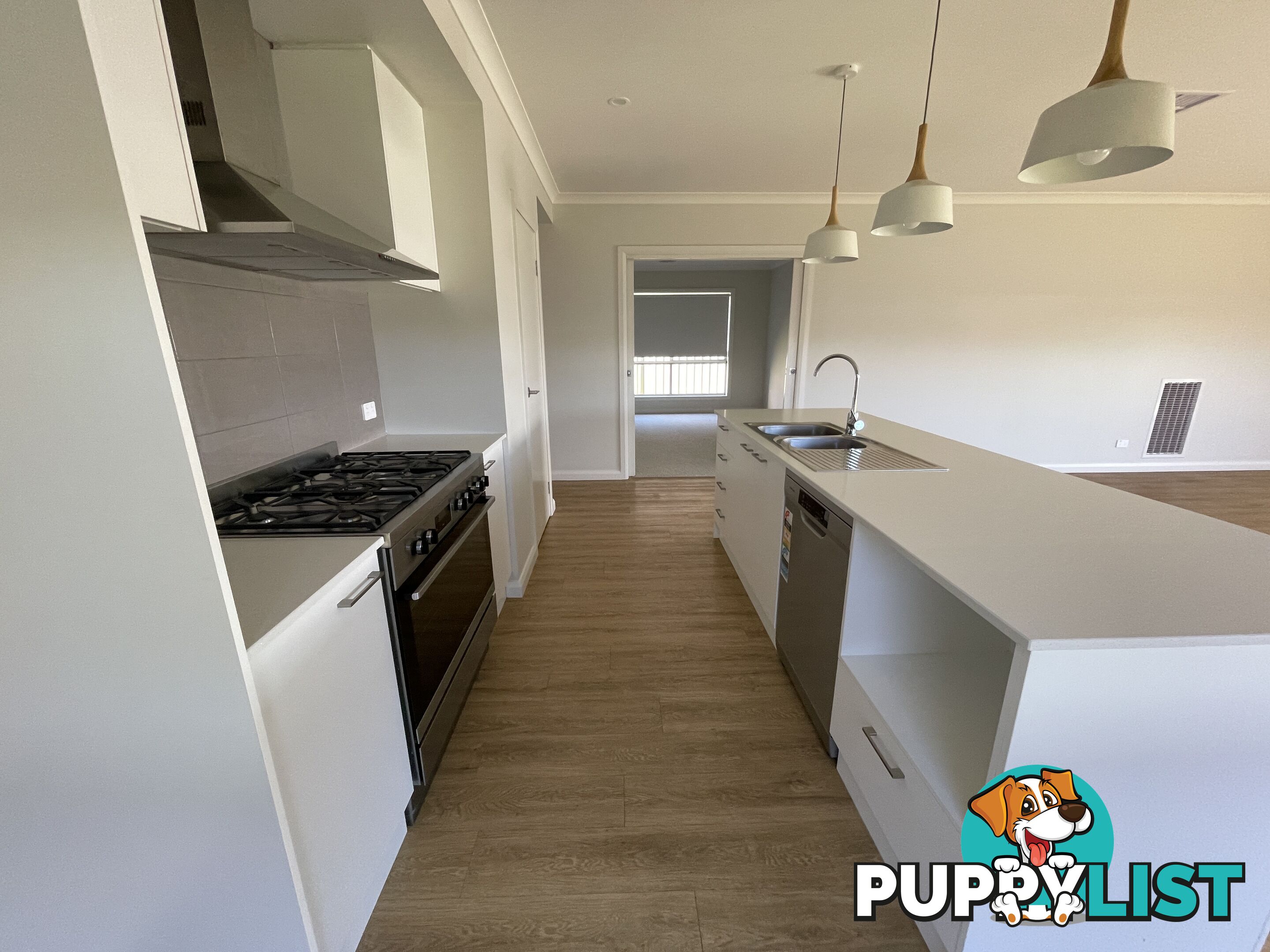 24 Glenwood Boulevard BARANDUDA VIC 3691