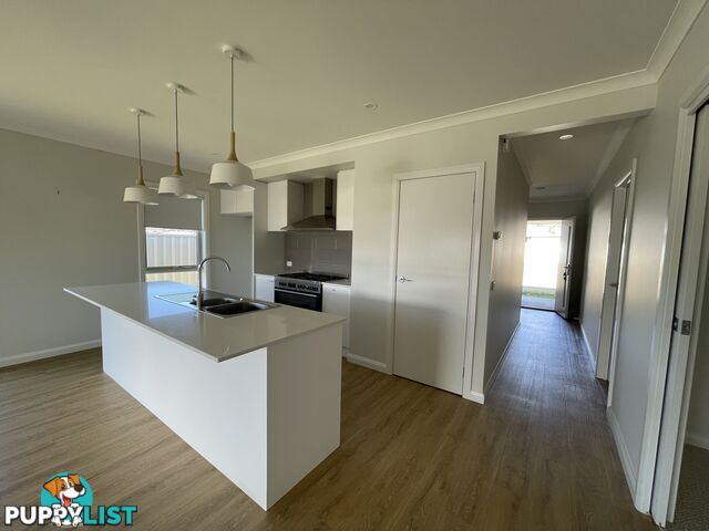 24 Glenwood Boulevard BARANDUDA VIC 3691