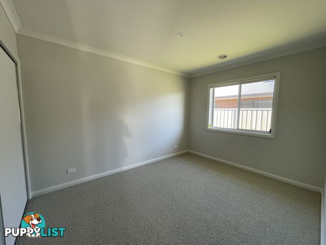 24 Glenwood Boulevard BARANDUDA VIC 3691