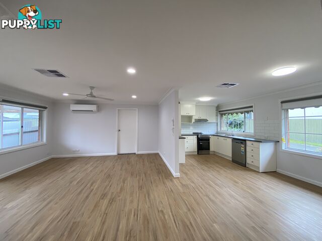 2 76 Western View Drive WEST ALBURY NSW 2640