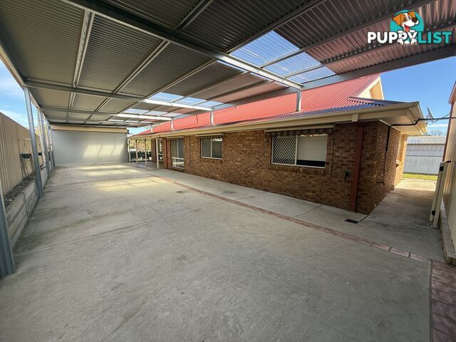 8 Mitta Grove LAVINGTON NSW 2641