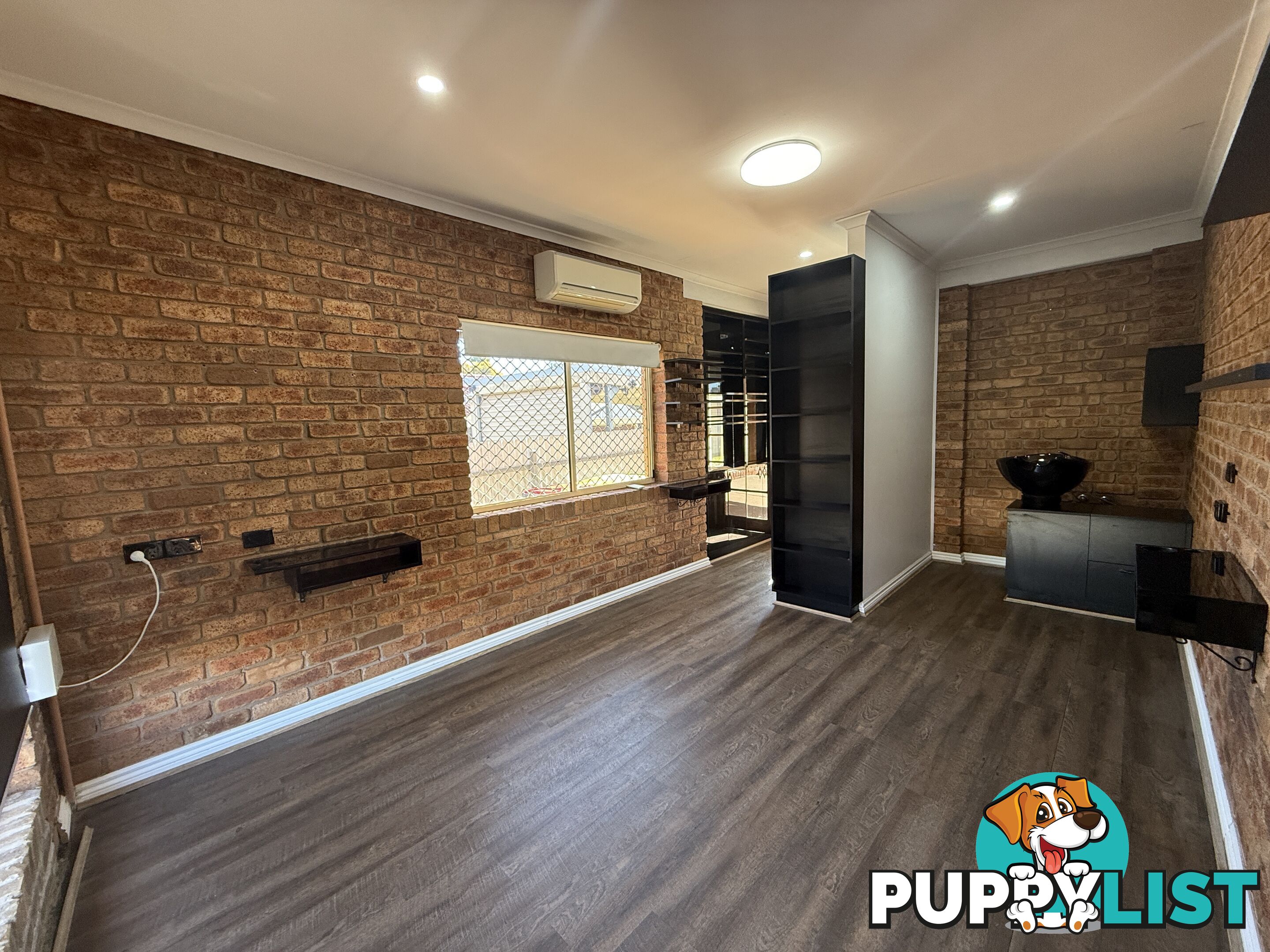 8 Mitta Grove LAVINGTON NSW 2641