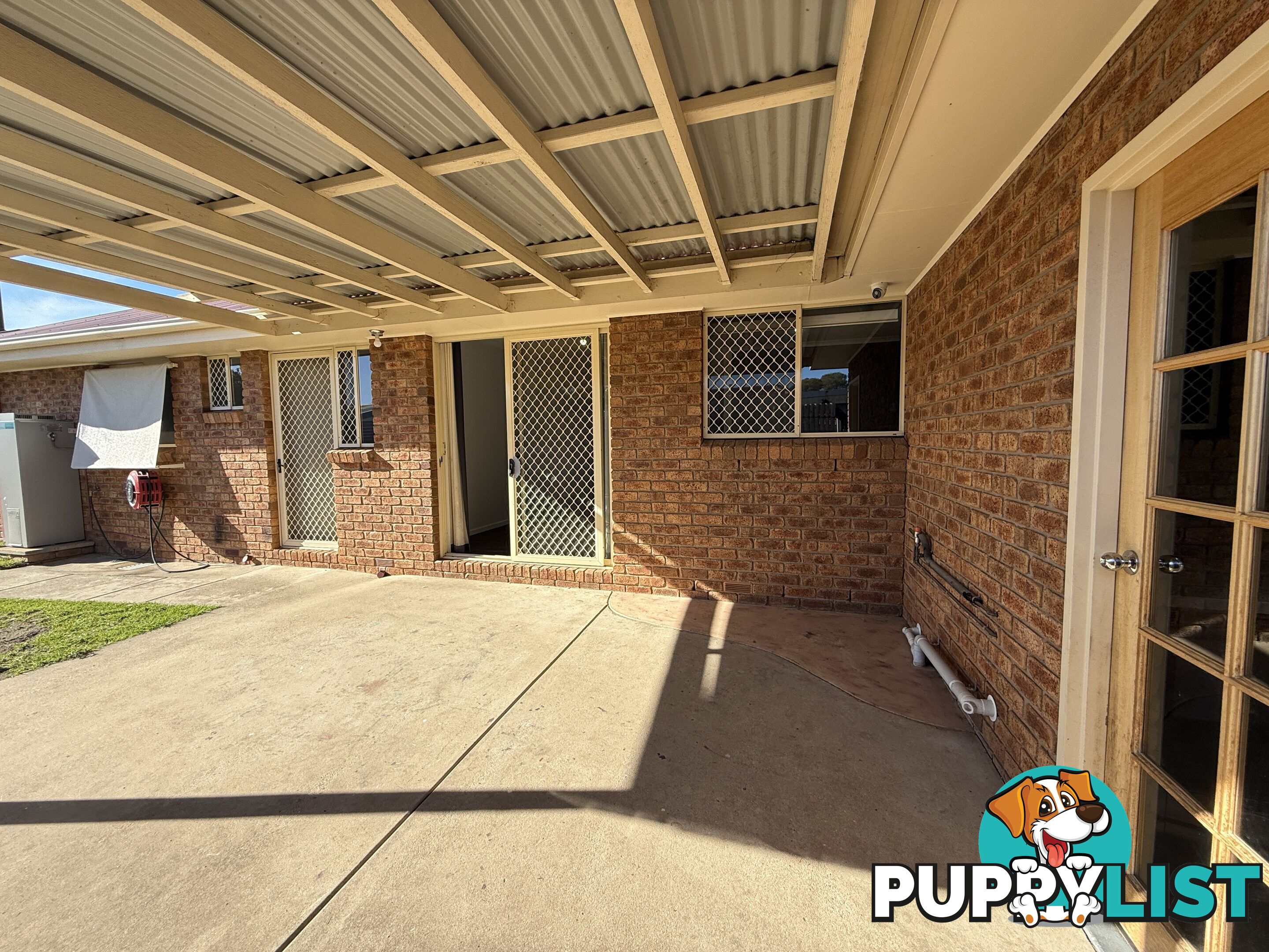 8 Mitta Grove LAVINGTON NSW 2641