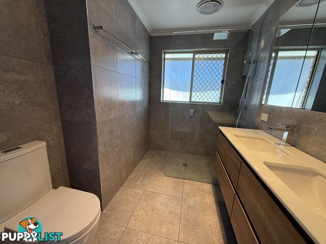 8 Mitta Grove LAVINGTON NSW 2641