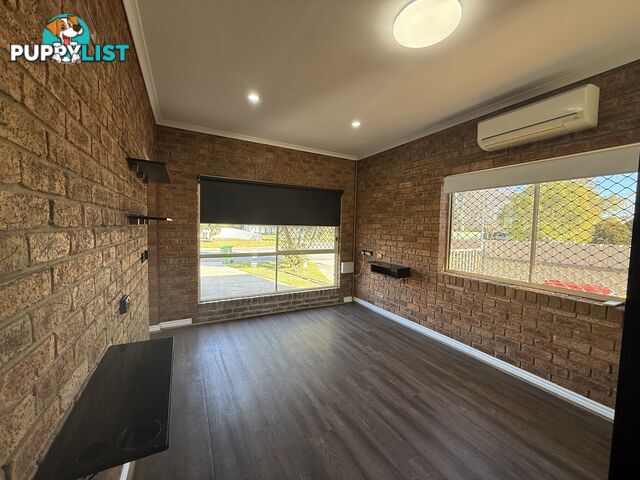 8 Mitta Grove LAVINGTON NSW 2641