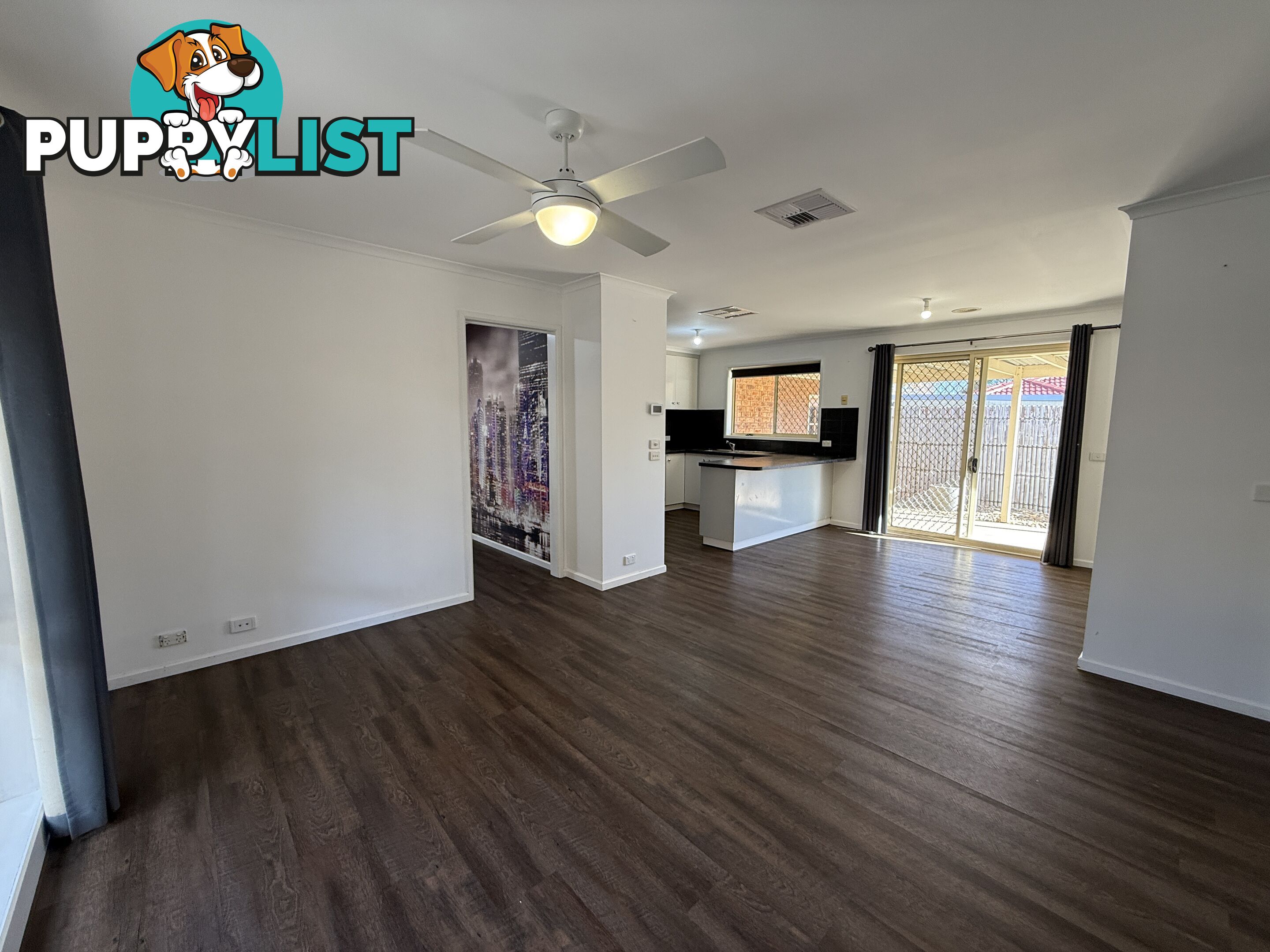 8 Mitta Grove LAVINGTON NSW 2641