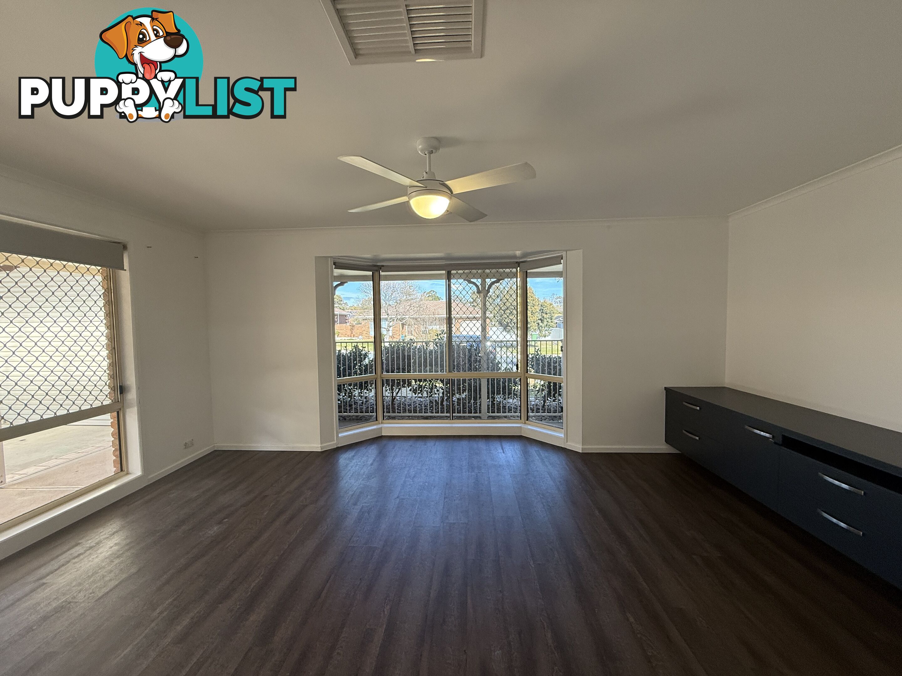 8 Mitta Grove LAVINGTON NSW 2641