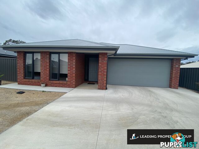 21 Lankester Court THURGOONA NSW 2640