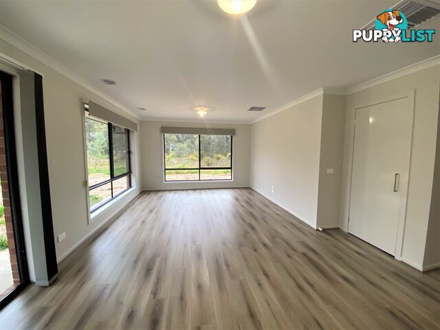 21 Lankester Court THURGOONA NSW 2640
