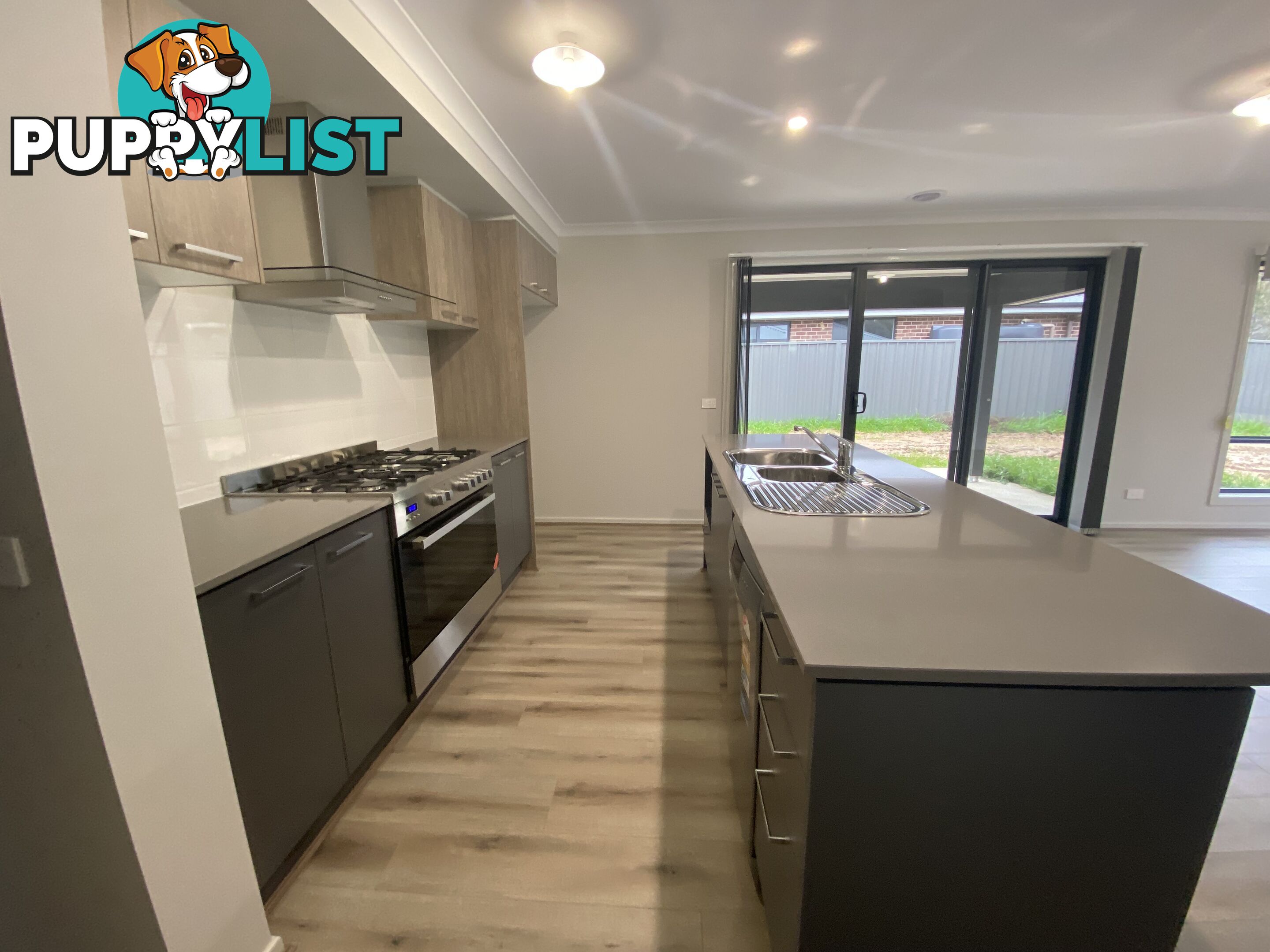 21 Lankester Court THURGOONA NSW 2640