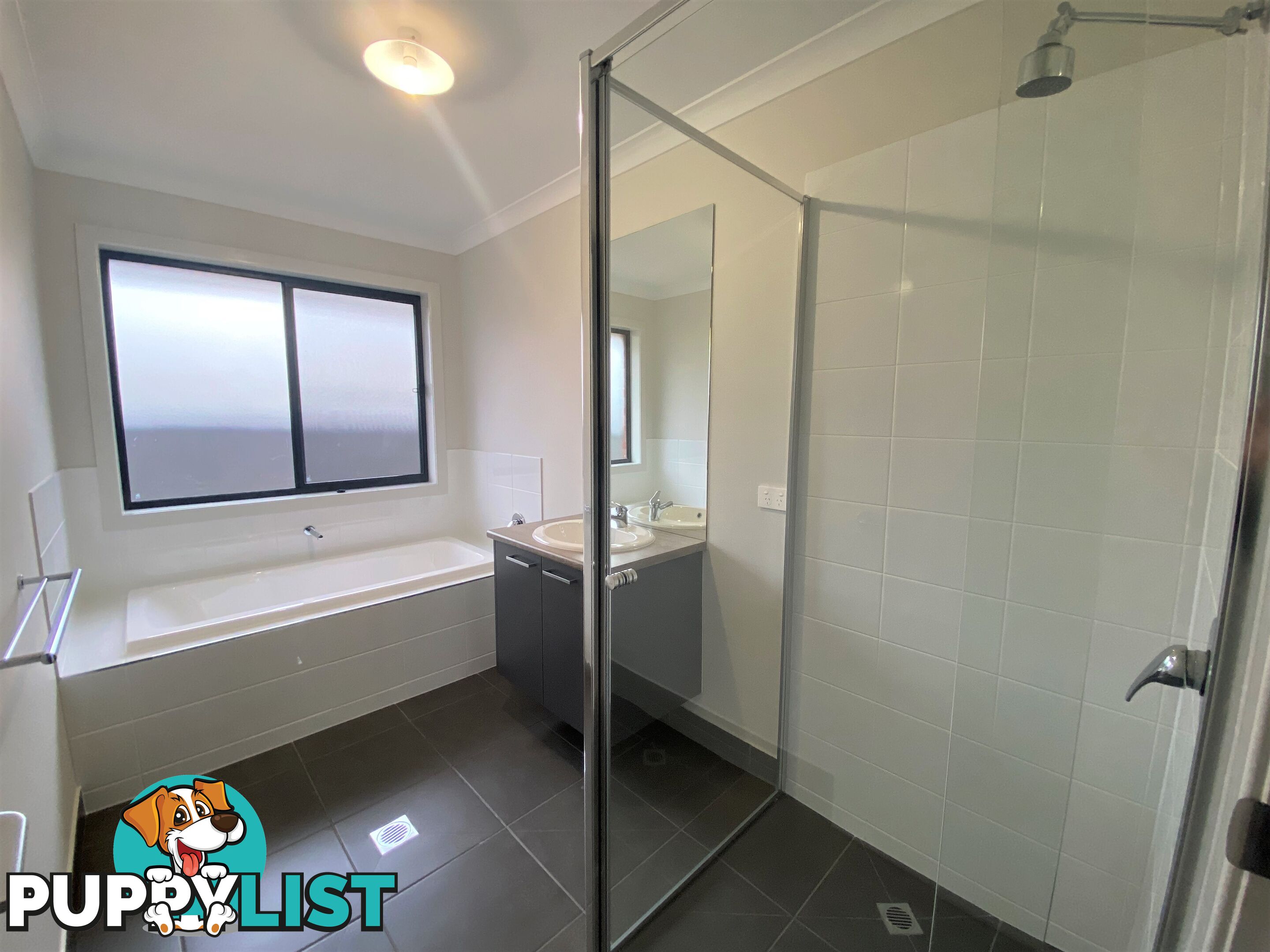21 Lankester Court THURGOONA NSW 2640
