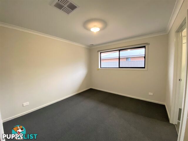 21 Lankester Court THURGOONA NSW 2640