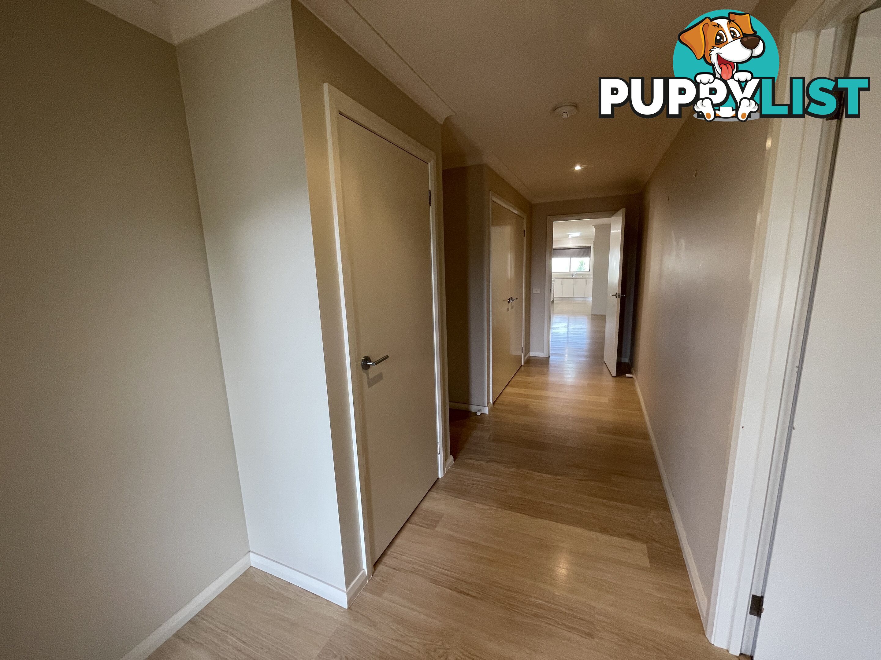11 Lawson Circuit LAVINGTON NSW 2641