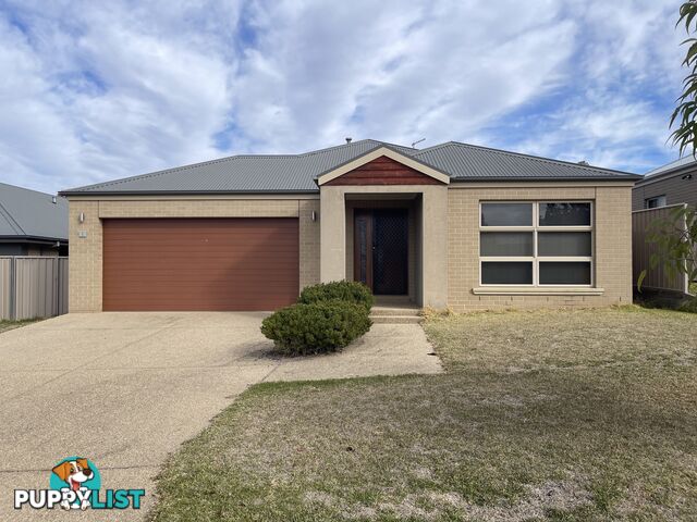 11 Lawson Circuit LAVINGTON NSW 2641