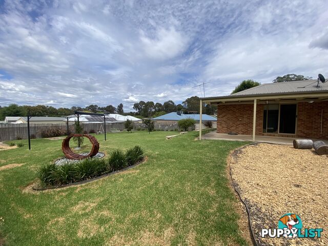 7 Banksia Street WEST ALBURY NSW 2640