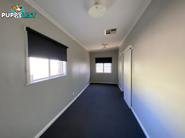 1 461 Douglas Road LAVINGTON NSW 2641