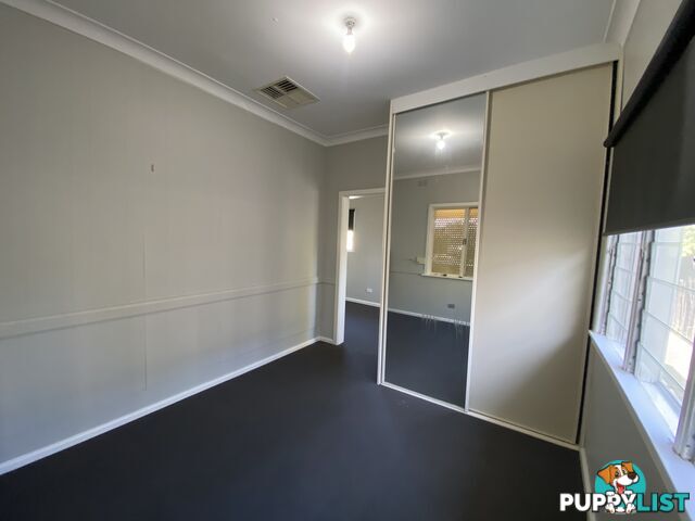 1 461 Douglas Road LAVINGTON NSW 2641
