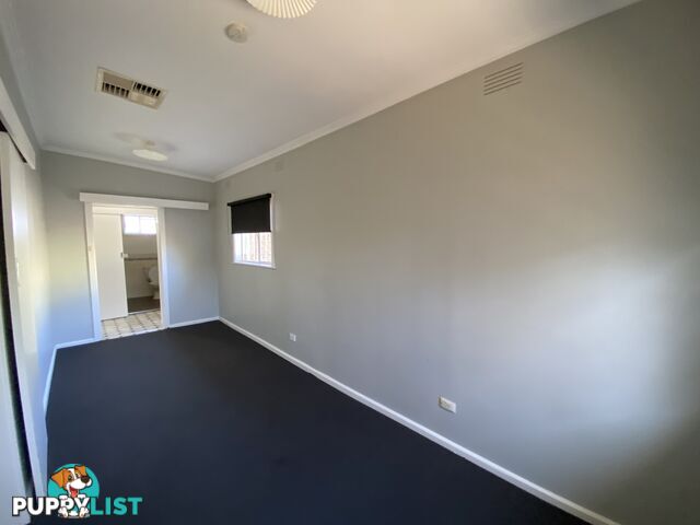 1 461 Douglas Road LAVINGTON NSW 2641