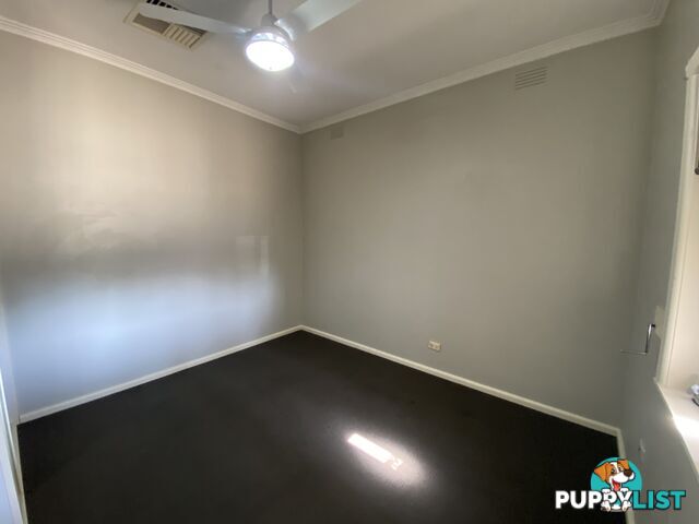 1 461 Douglas Road LAVINGTON NSW 2641