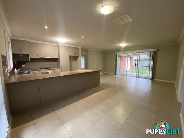 56 Egret Way THURGOONA NSW 2640