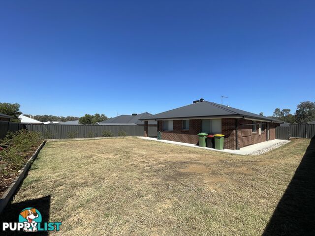 6 Michaelis Court THURGOONA NSW 2640