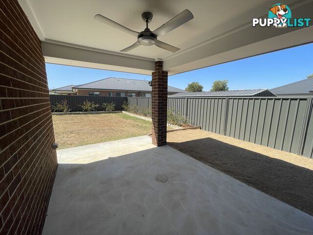 6 Michaelis Court THURGOONA NSW 2640