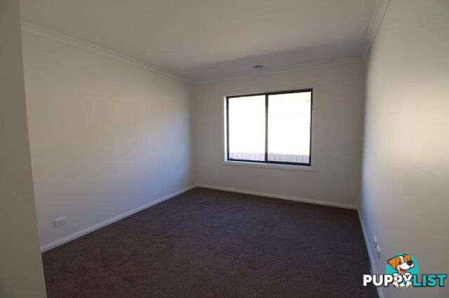 33 Gratwick View WODONGA VIC 3690