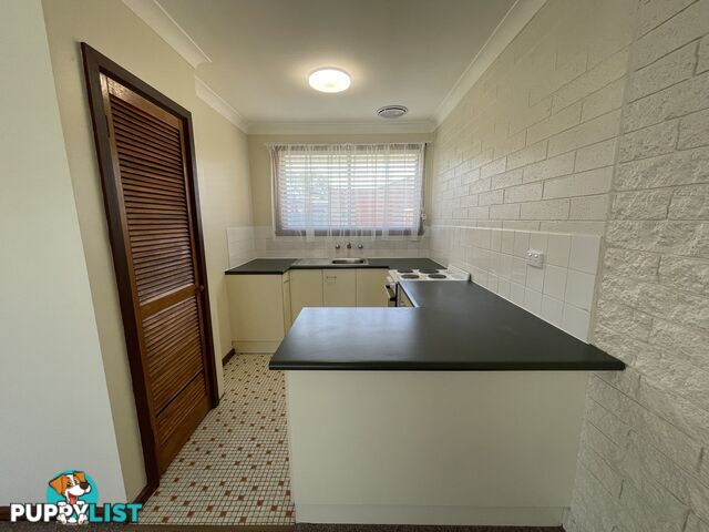 1 422 Kotthoff Street LAVINGTON NSW 2641