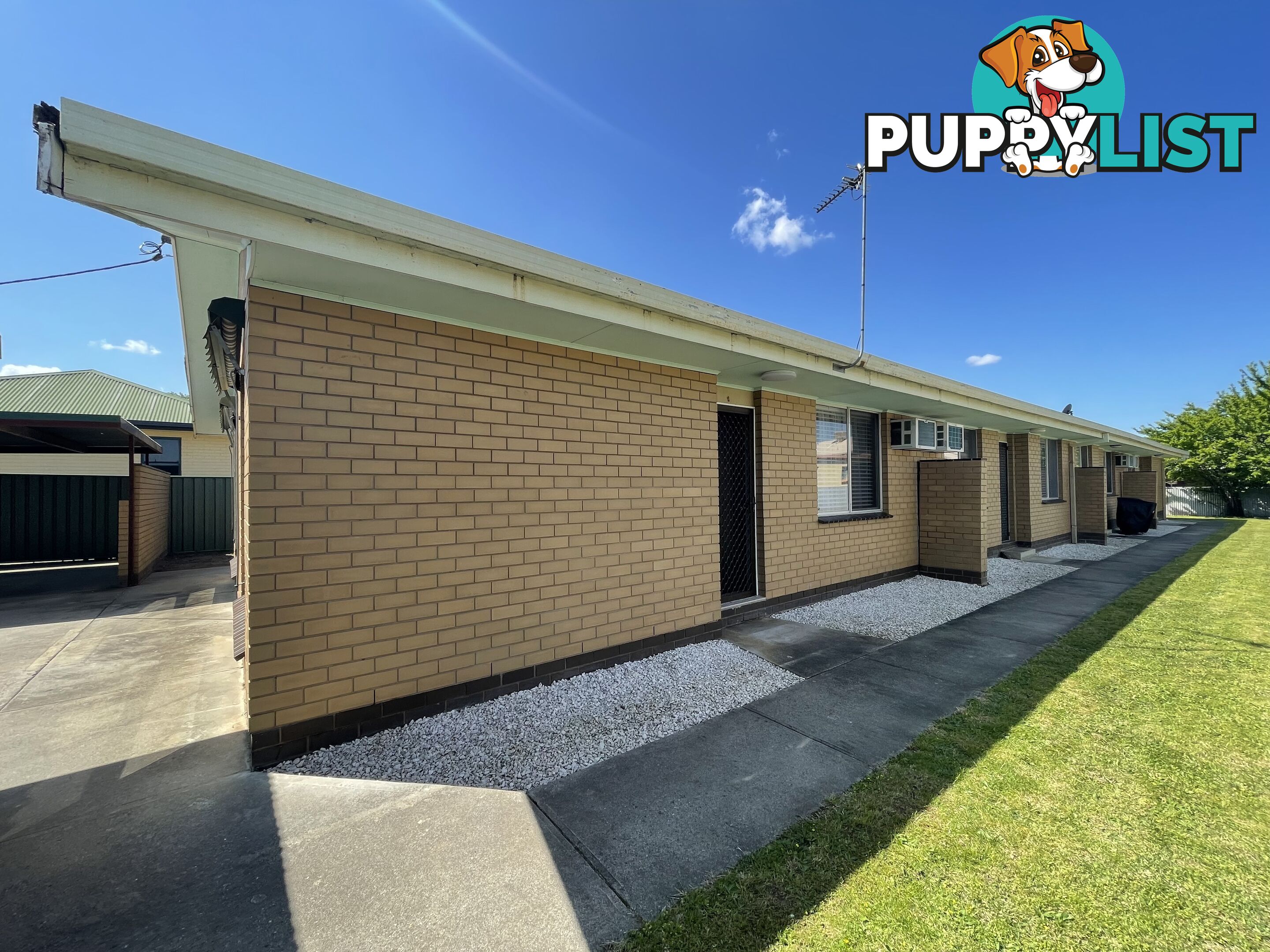 1 422 Kotthoff Street LAVINGTON NSW 2641