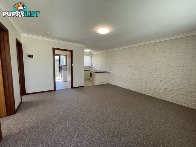 1 422 Kotthoff Street LAVINGTON NSW 2641